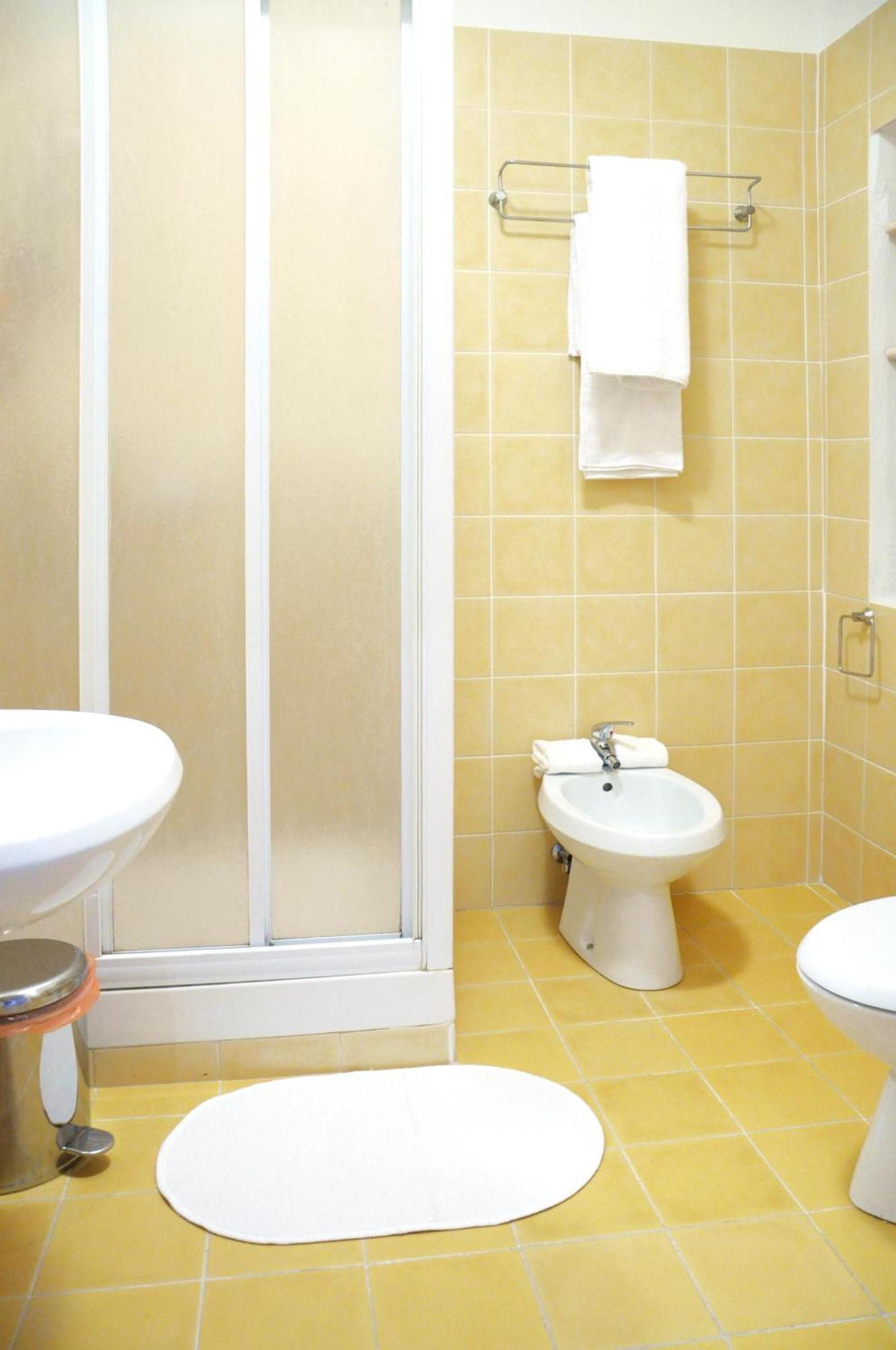 B&B Trieste Plus Exteriör bild